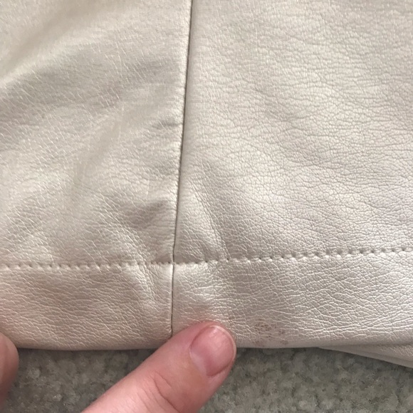 Cream faux leather jacket. - Picture 4 of 7